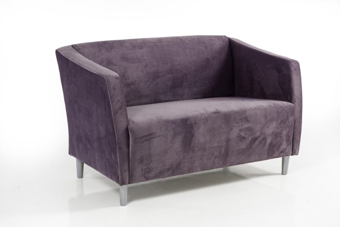 Sofa Chloe von odenwälder möbel manufaktur