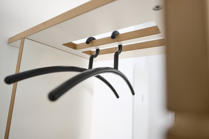 Tojo Angeber - Garderobe – Bild 2