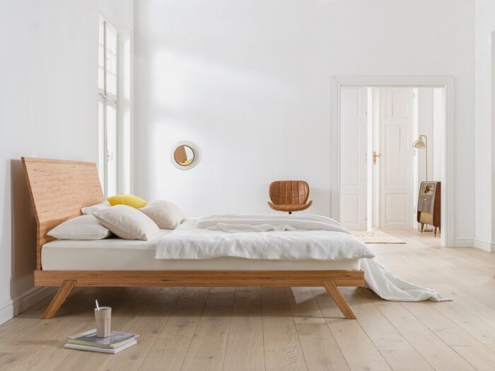 Bett Laria von dormiente