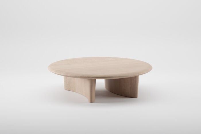 Couchtisch Monument rund von Artisan