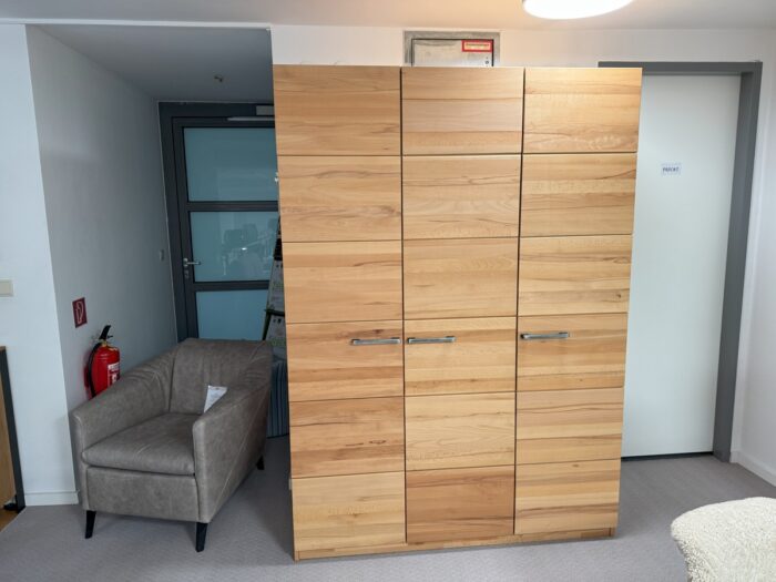 % Angebot Schrank San Antonio von Forestales / Ausstellungsstück