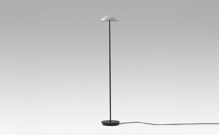 Stehlampe Absidiola P von luxcambra