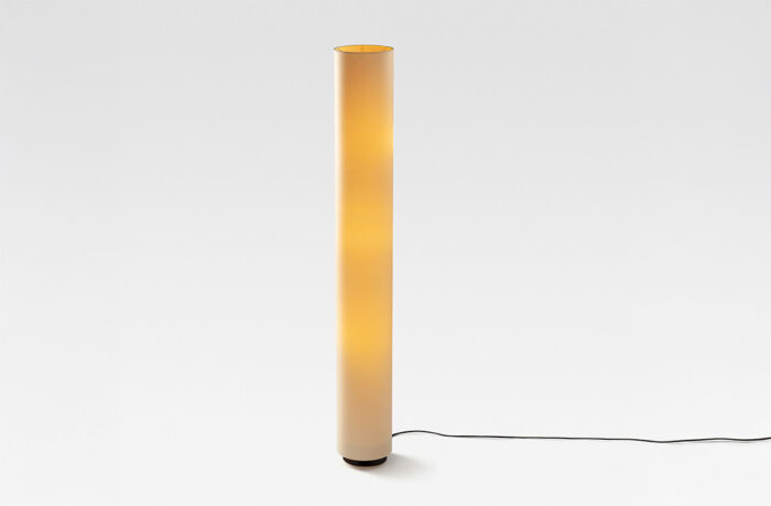 Stehlampe Tub P von luxcambra
