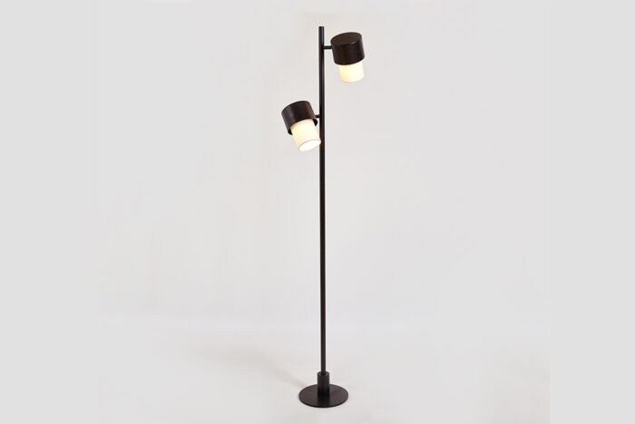 Stehlampe Kan P von luxcambra