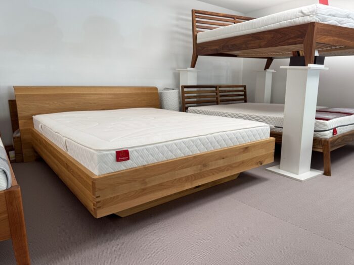 % Angebot Bett Rio in Asteiche von Anrei / Ausstellungsstück – Bild 2