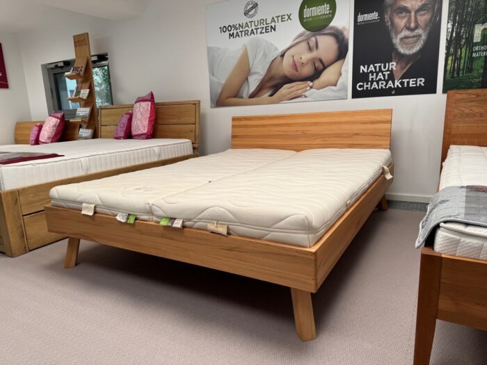 % Angebot Bett KB_23 von dormiente / Ausstellungsstück